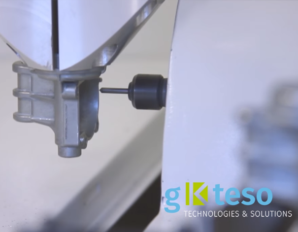 Frästeil mit Werkzeug entgratet